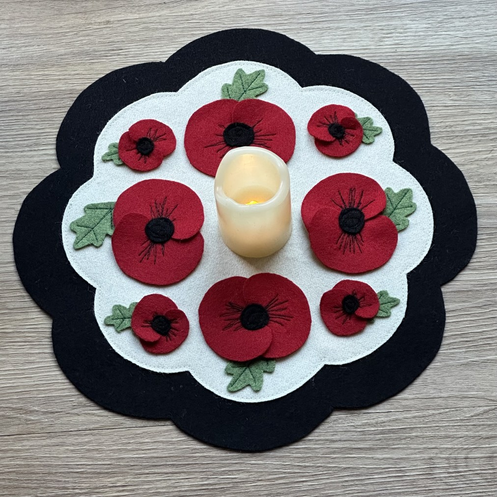 Applique Autumn Candle Mat/Penny Rug instructions and templates. Sept Apple picking, Oct falling leaves and Nov Remembrance Poppies - Digital Download