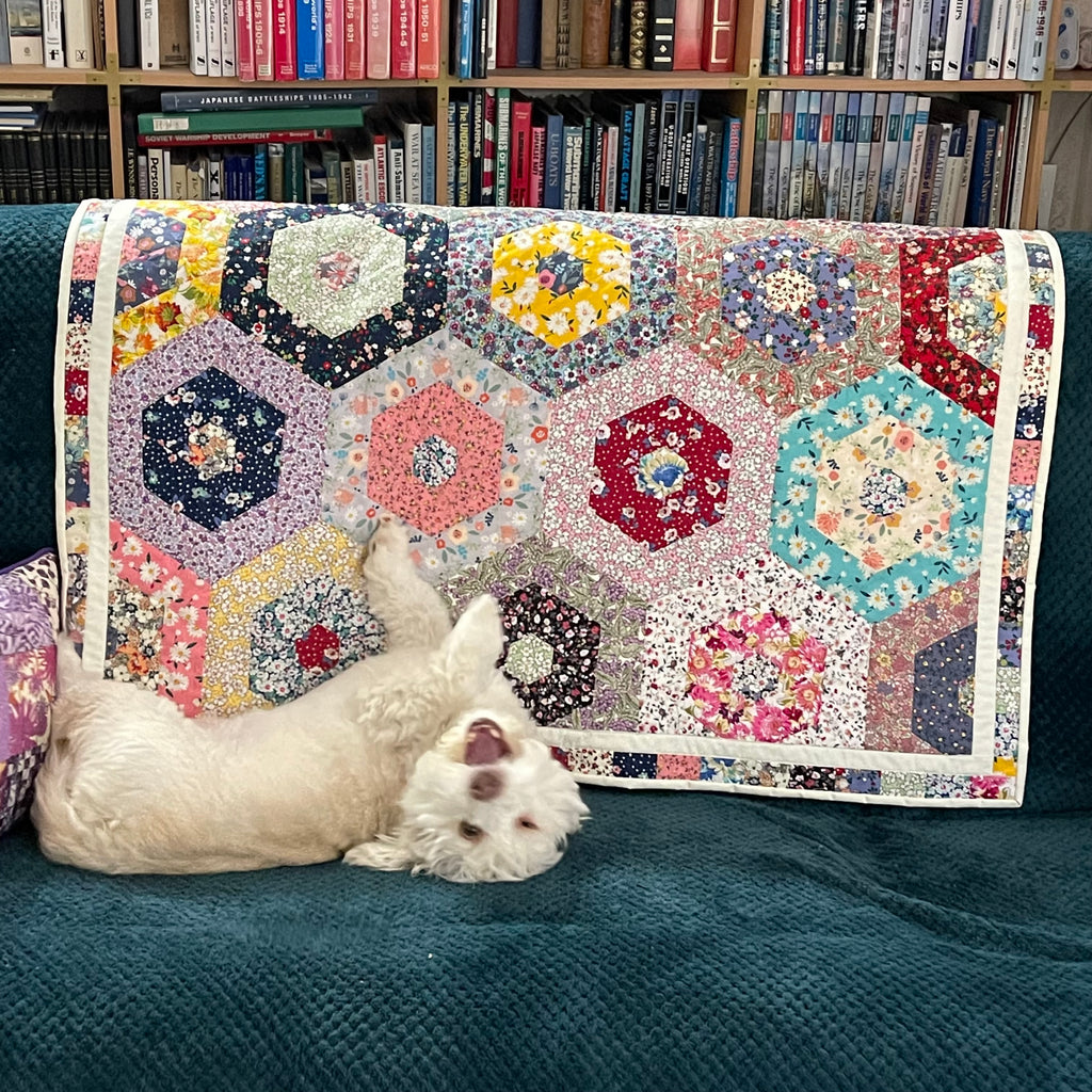 Wrap Around Hexies Lap Quilt - Digital Download