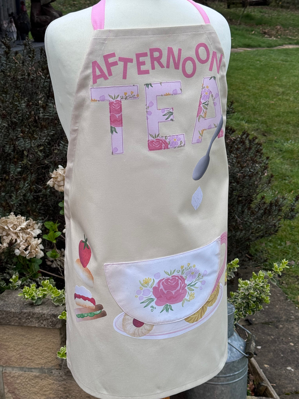 Applique Pockets for BBQ/Afternoon Tea Aprons - Digital Download