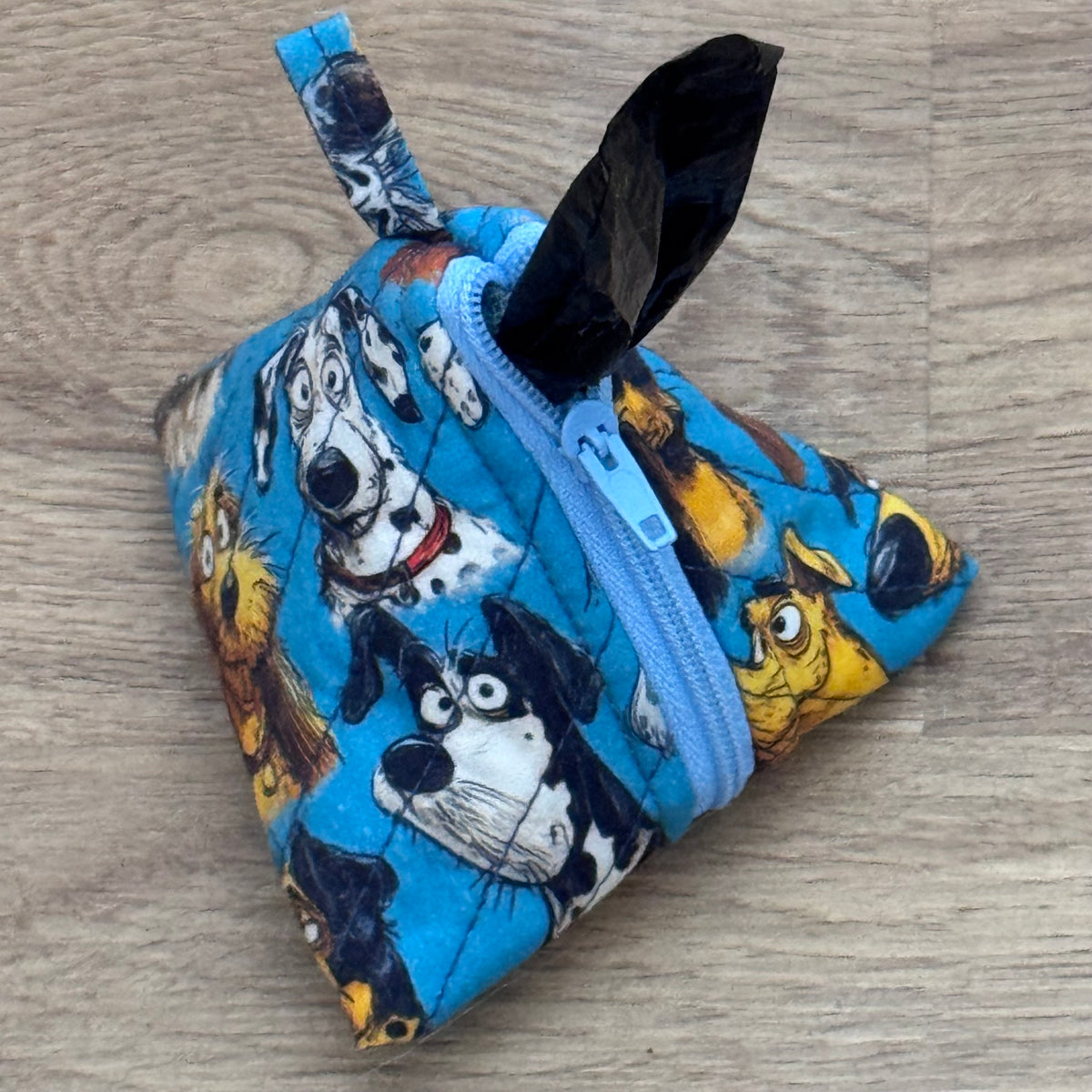 Lead the Way 'Dog Walkies Collection' Instructions for an adjustable Collar, Lead,  Poo Bag Pouch, Bandana, Message Sleeve and Drying Mitts - Digital Download