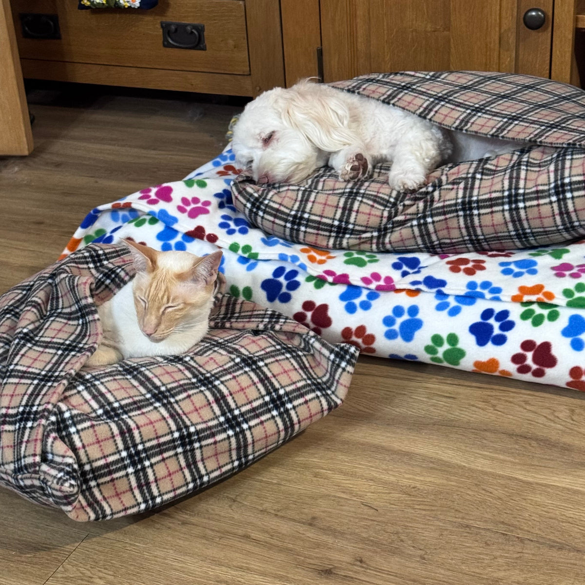 Snuggle Pet Bed Sewing Pattern - Digital Download