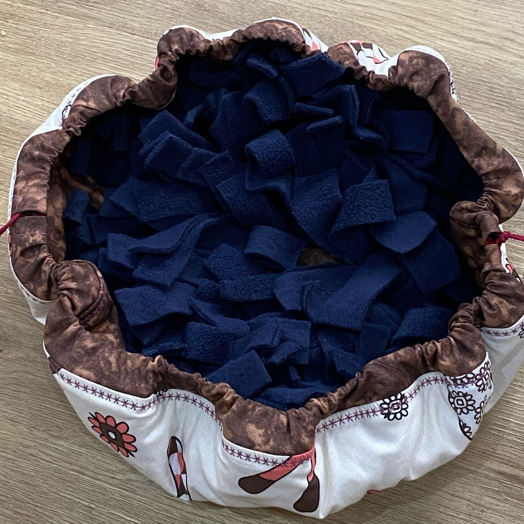 Drawstring Bag, Snuffle Mat, Face Wipes & Wrist Pin Cushion Instructions - Digital Download