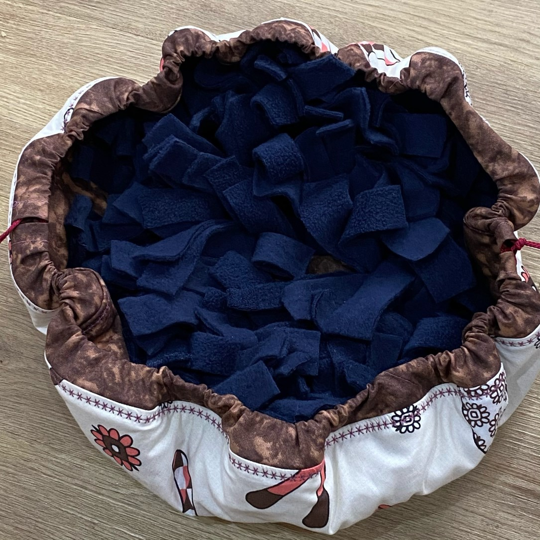 Drawstring Bag, Snuffle Mat, Face Wipes & Wrist Pin Cushion Instructions - Digital Download