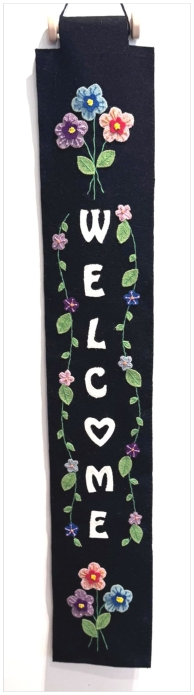 New - Festive Flip - Instructions for a Reversible Wool/Felt Applique Wall Hanging - Digital Download