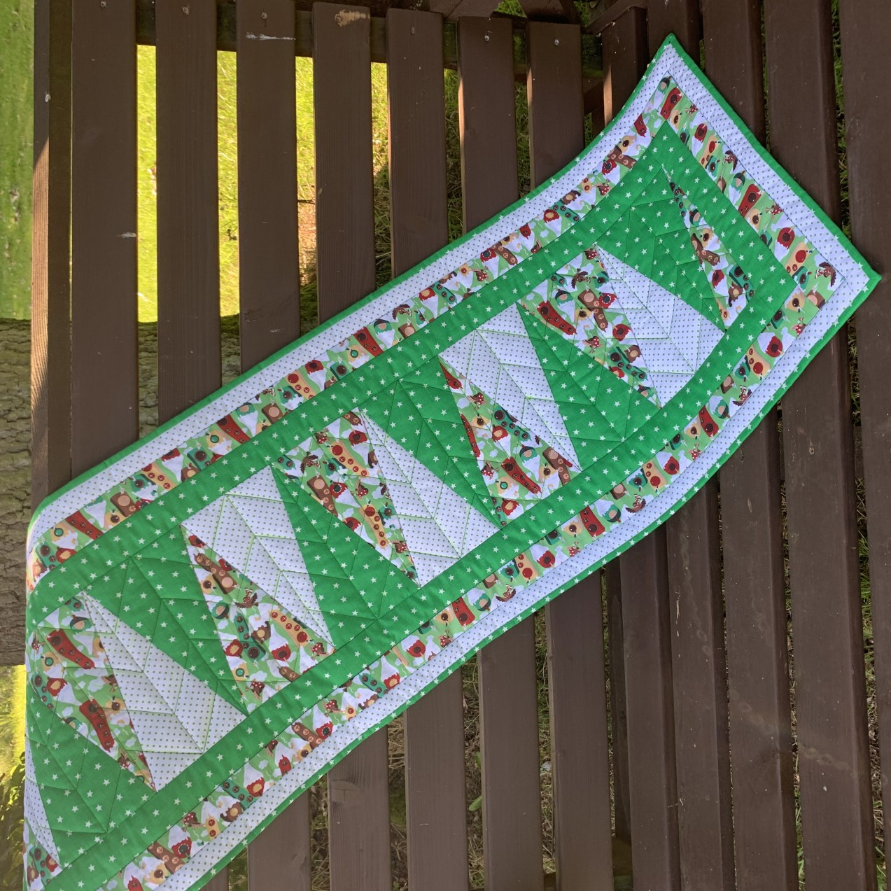 Christmas Trees Table Runner - Digital Download
